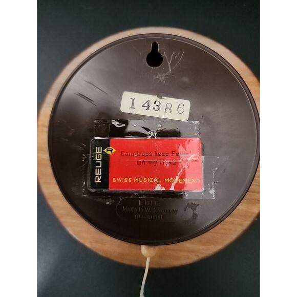 Vtg Reuge Raindrops Keep Fallin On My Head Hummel Wall Music Box Swiss Movement - Picture 3 of 3